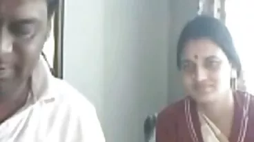 এসিকে ইন্ডিয়ান চোদা চুদি