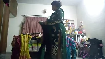 বাড়ীতে তৈরি, স্ত্রী বৌদি চোদা চুদি